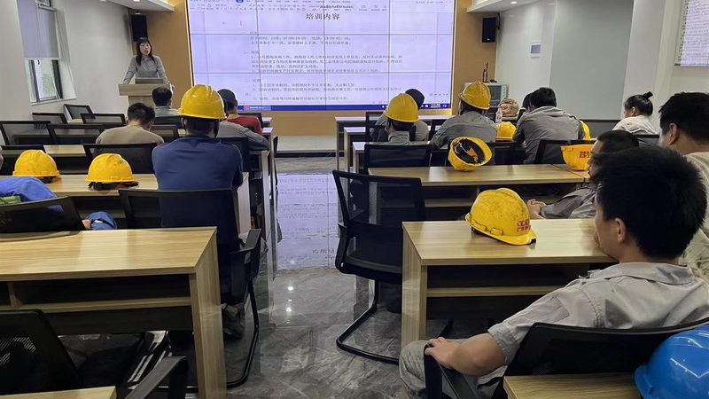 钢琴培训一对一价格背后的考量因素